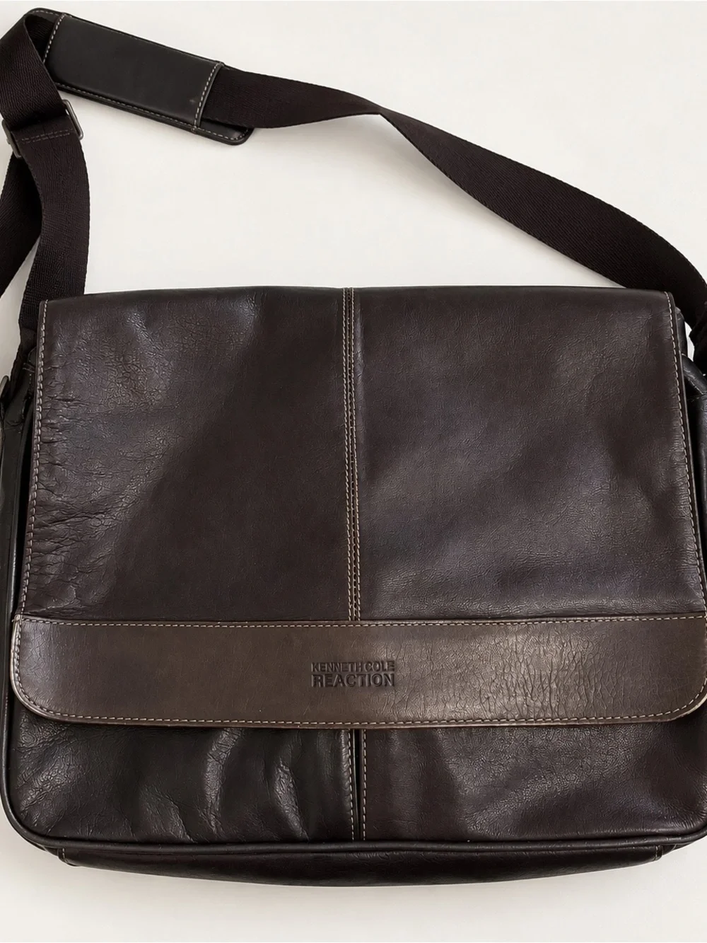 Kenneth Cole Reaction Brown Messenger Laptop Bag